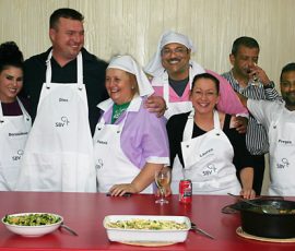 group-food-2s